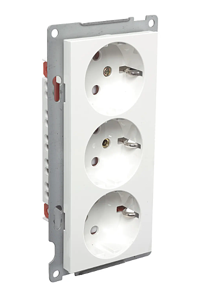 S1093 PT PW FLUSH Розетка судовая с заземлением, трехместная встраив., без рамки IP20 1511803 (4477)